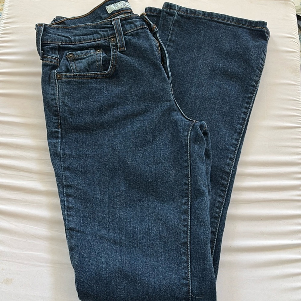 Levi’s 515 boot cut jeans size 4. Great condition